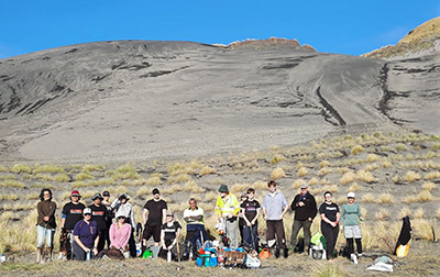 Image of Coastcare Waikato and volunteers on site at Ngārahae Bay